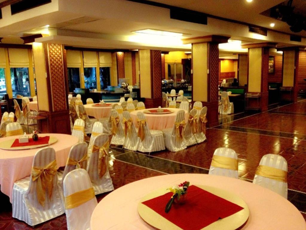 Thepnakorn Hotel 3*