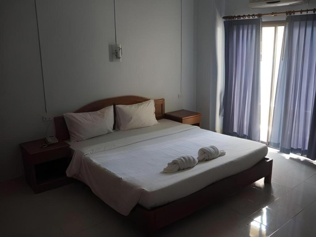 Ritzy House Chumphon