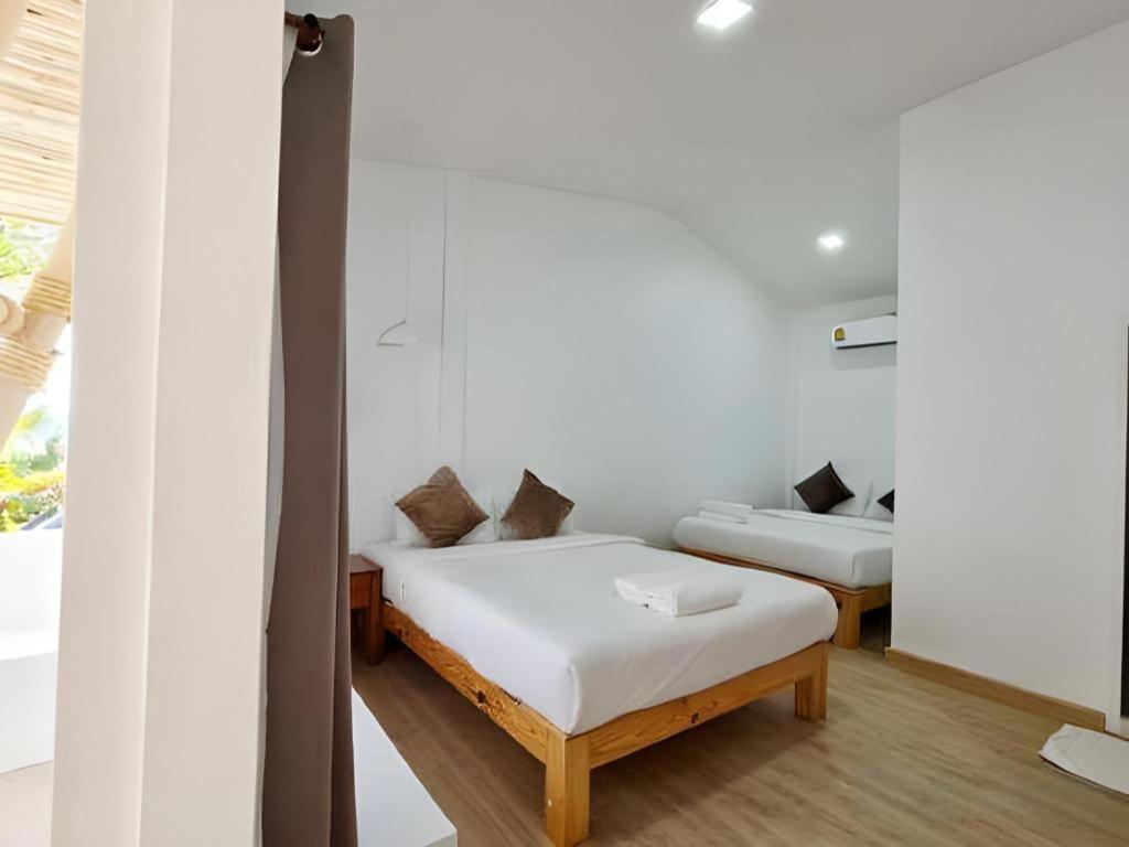 Tonsak Resort 3*
