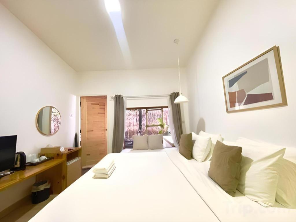 Tonsak Resort