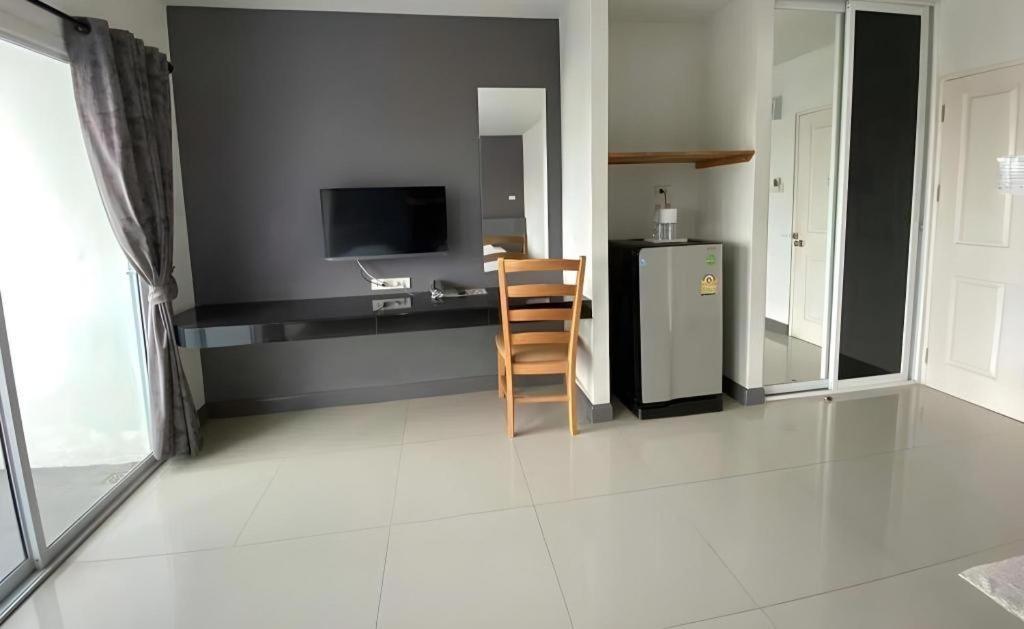 The Hotel 3*