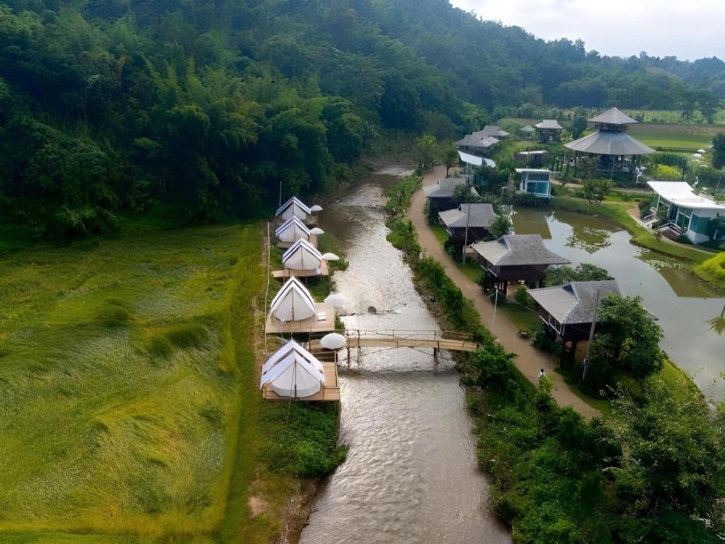 The White House Boutique Chiang Rai