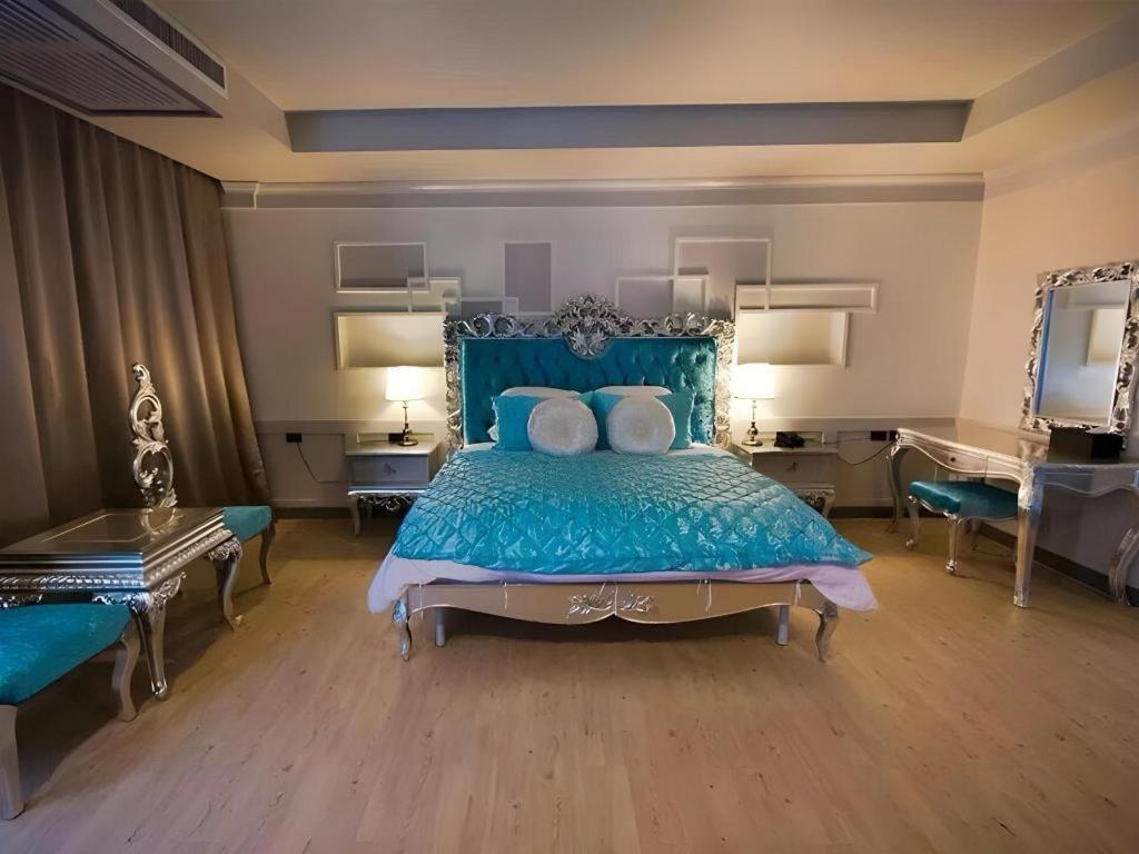 Alvarez 4* Buriram