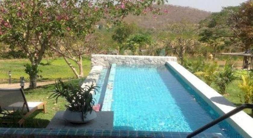 Baan Souchada & 5* Saraburi