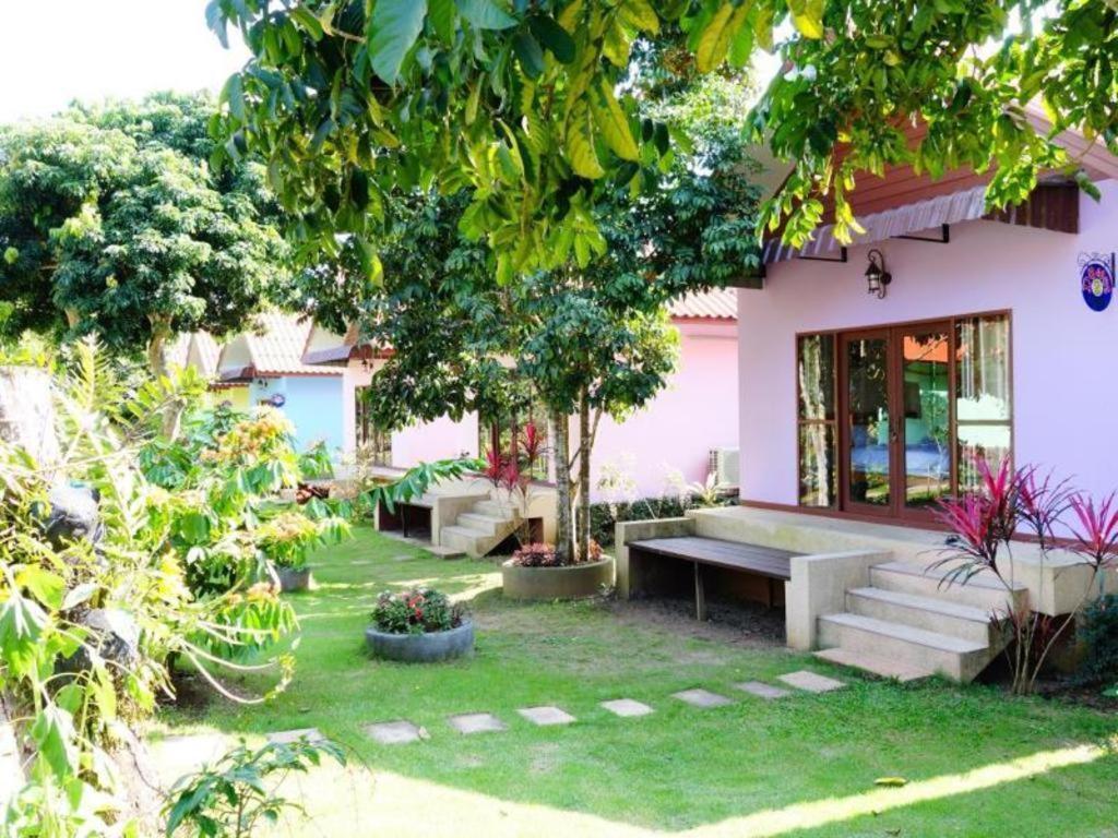 Donut Resort 3*