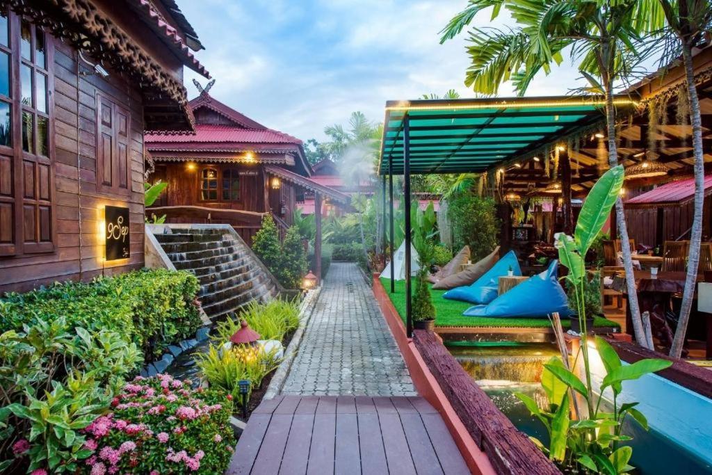 Dang Ky Ploen Tharnnam Resort 2*