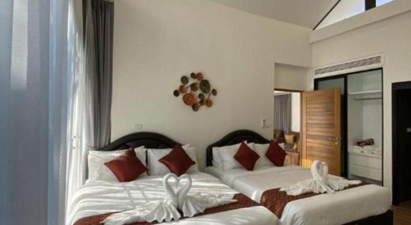 Mira & 4* Chiang Mai