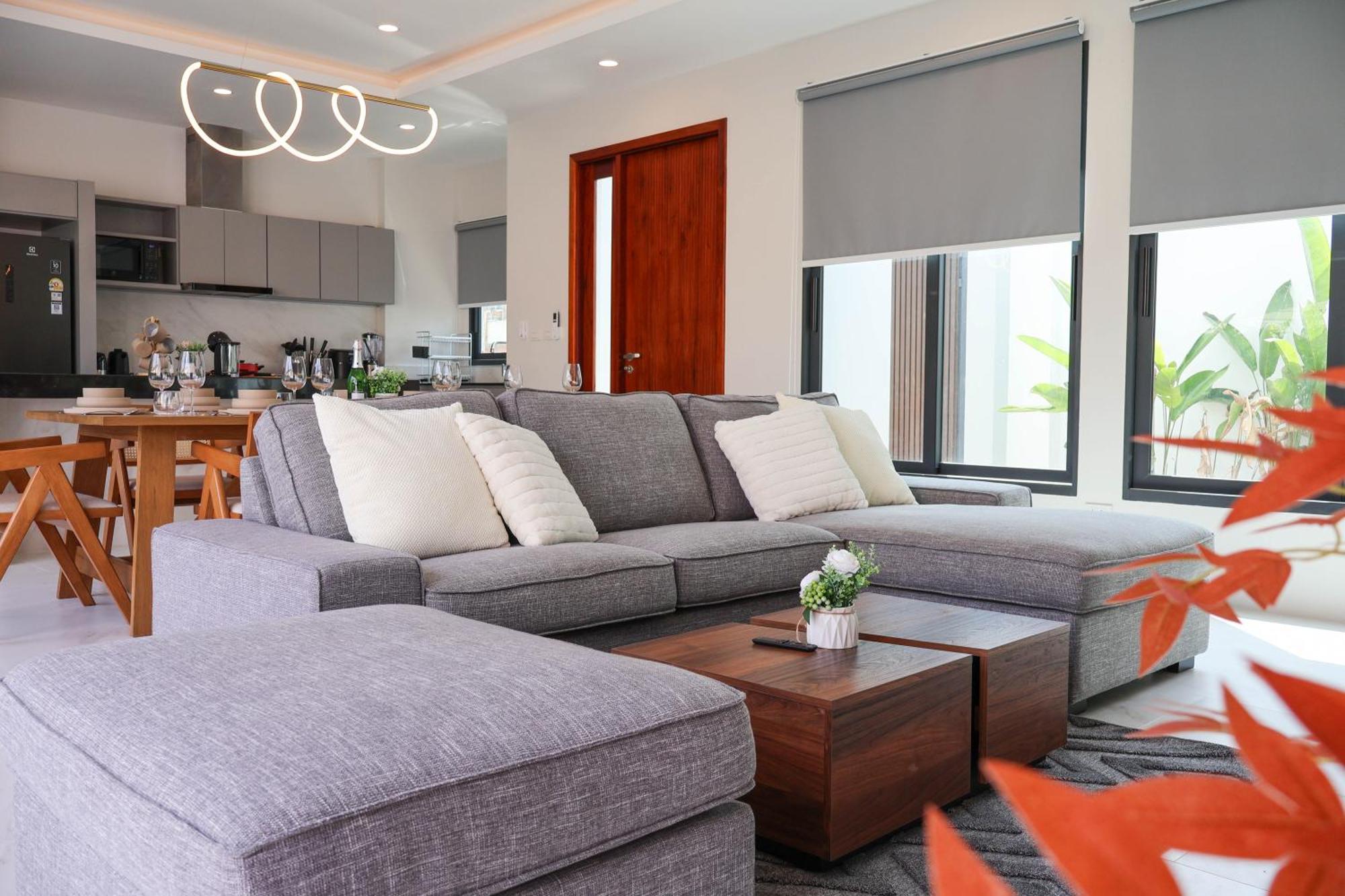 Lavish Duplex Style 4-br Private Pool Villa Rawai