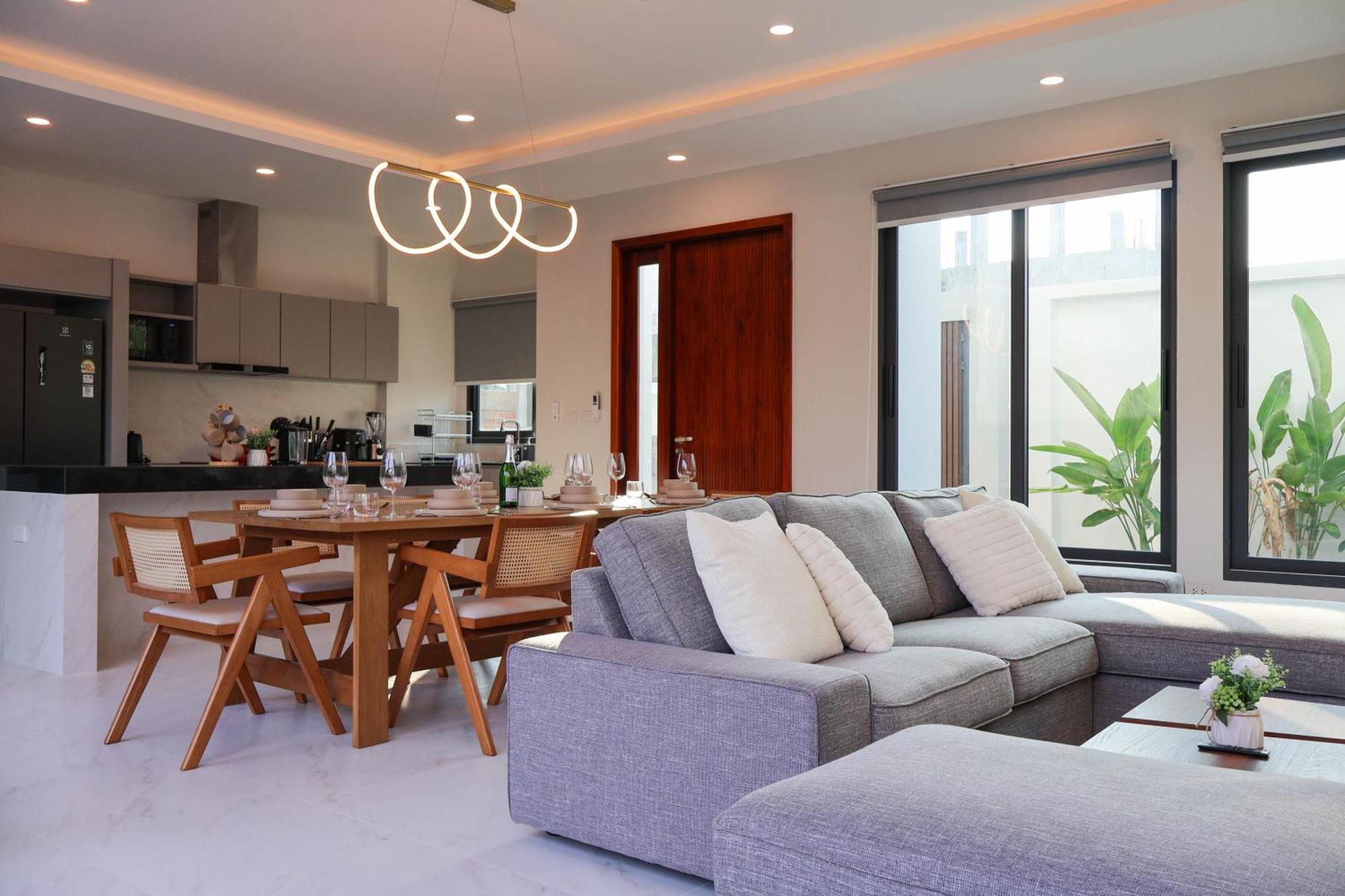 Lavish Duplex Style 4-br Private Pool Rawai