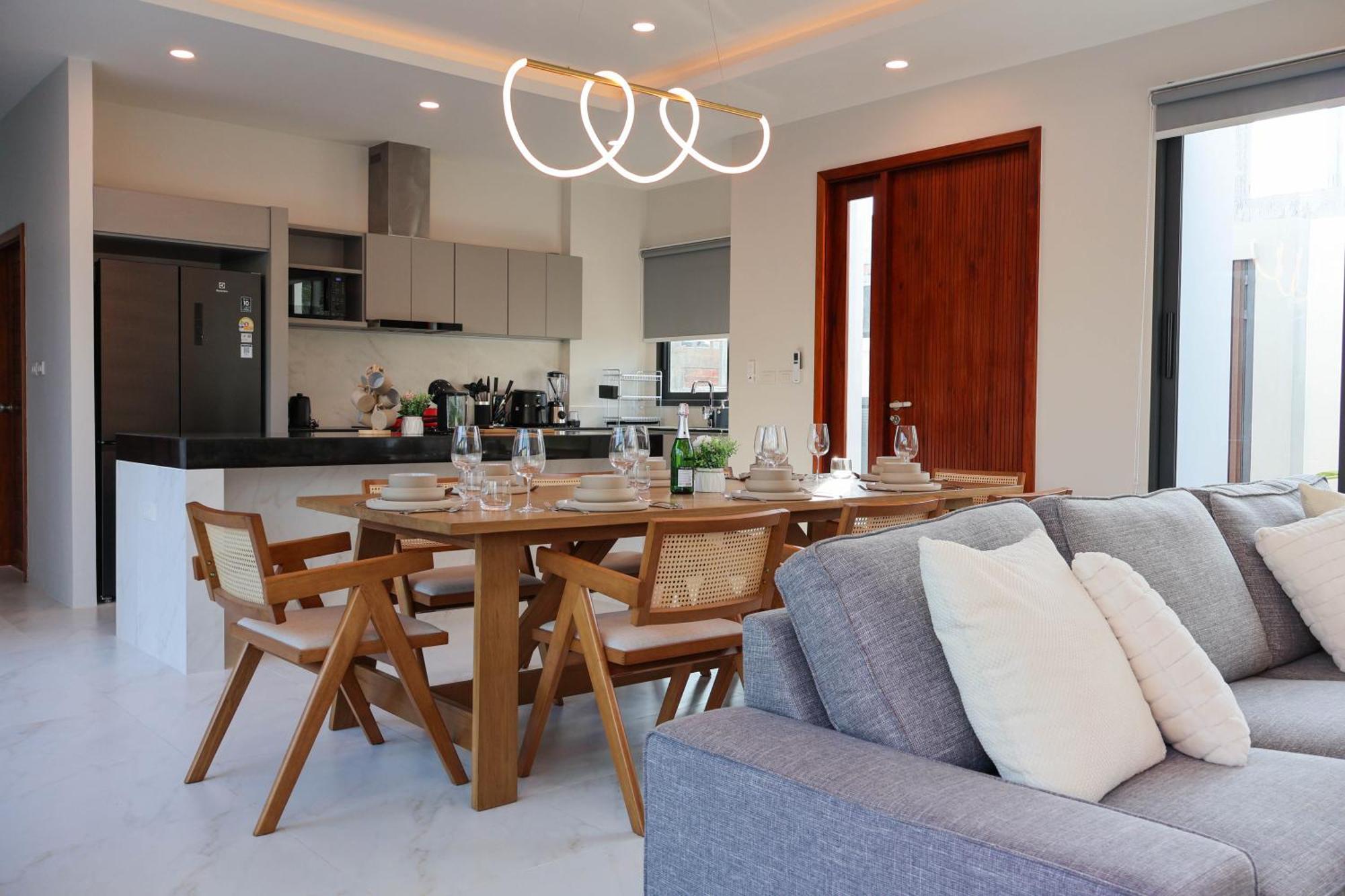 Lavish Duplex Style 4-br Private Pool Villa *