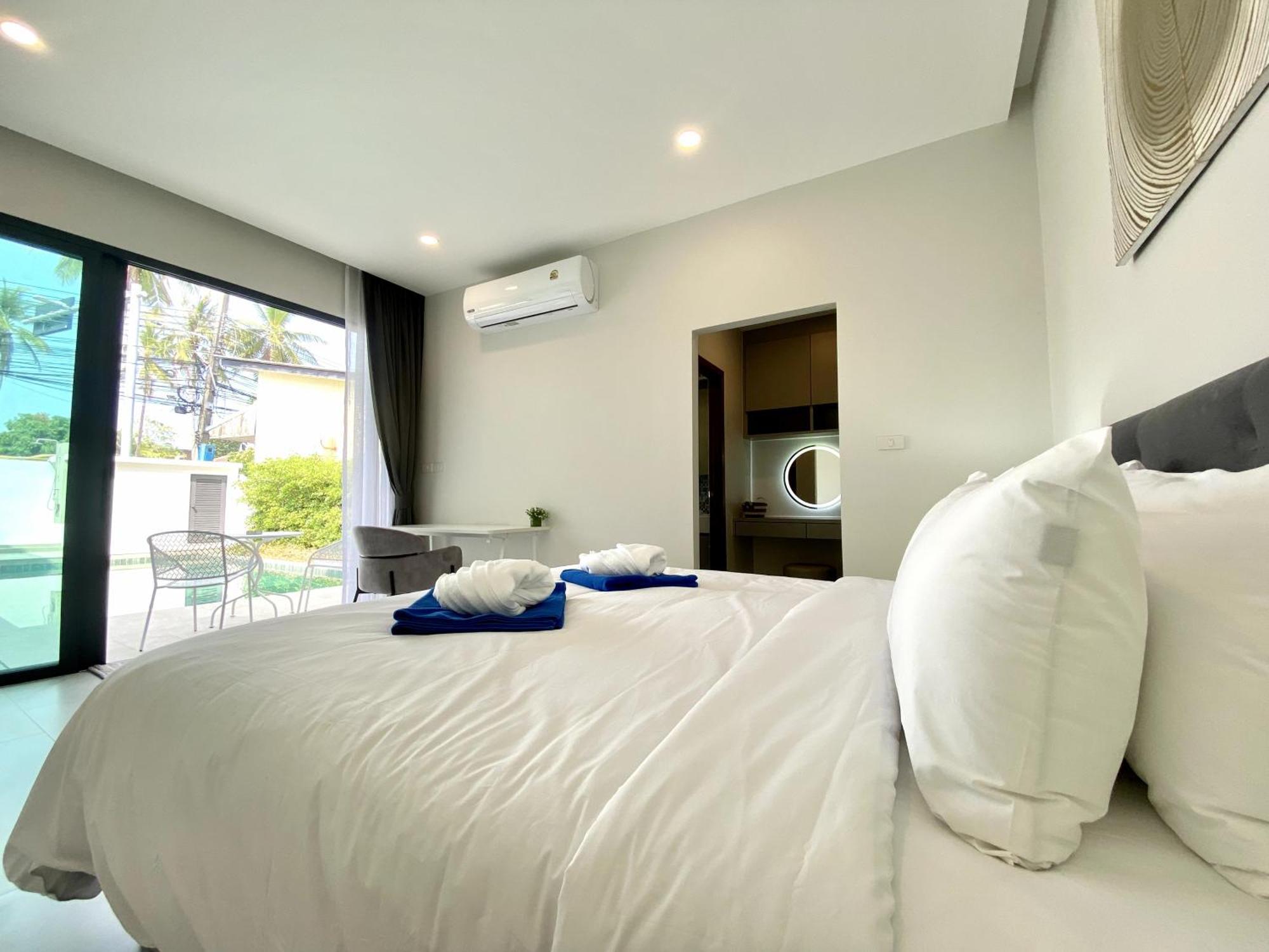 Villa Lavish Duplex Style 4-br Private Pool