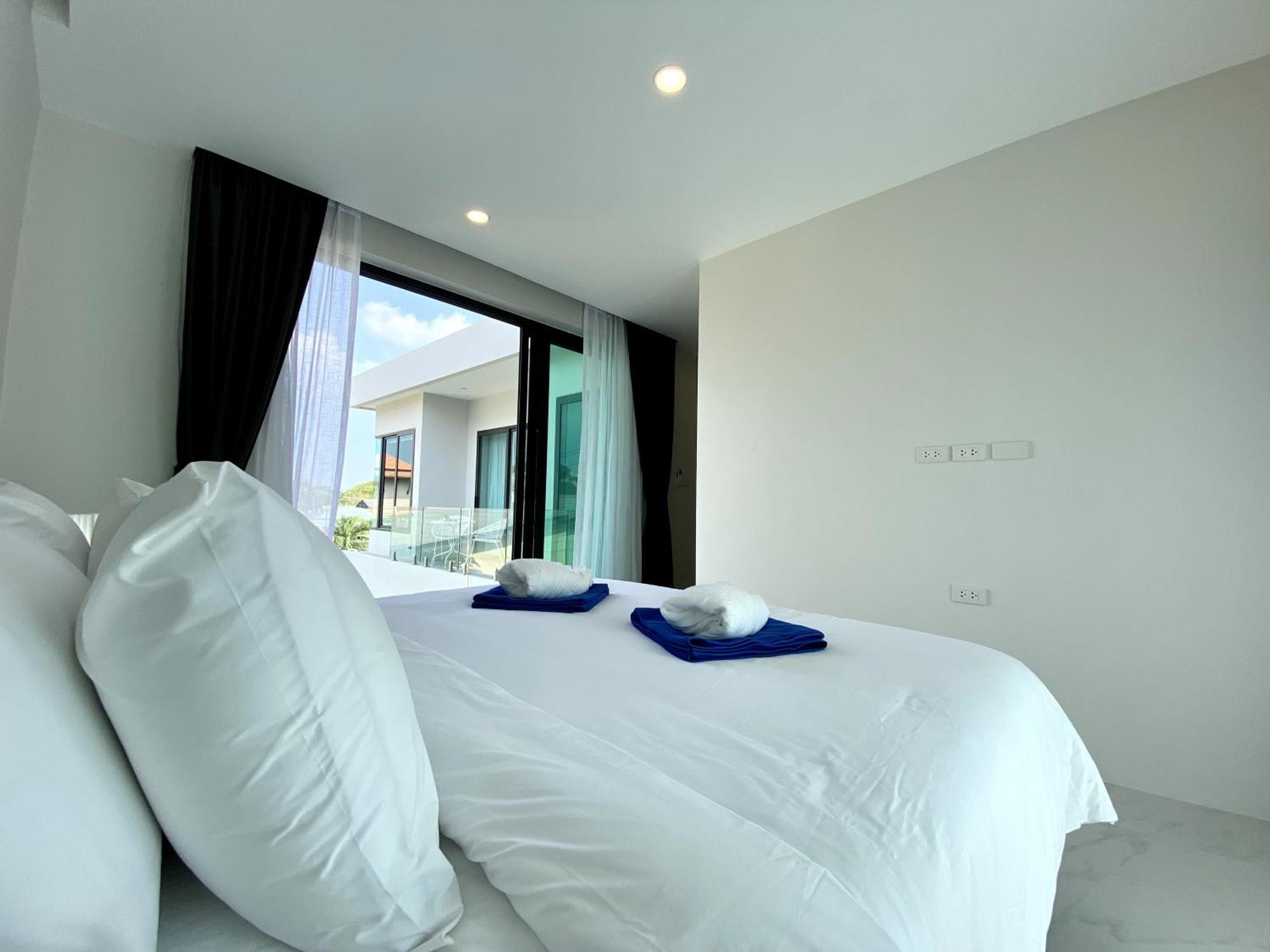 Villa Lavish Duplex Style 4-br Private Pool