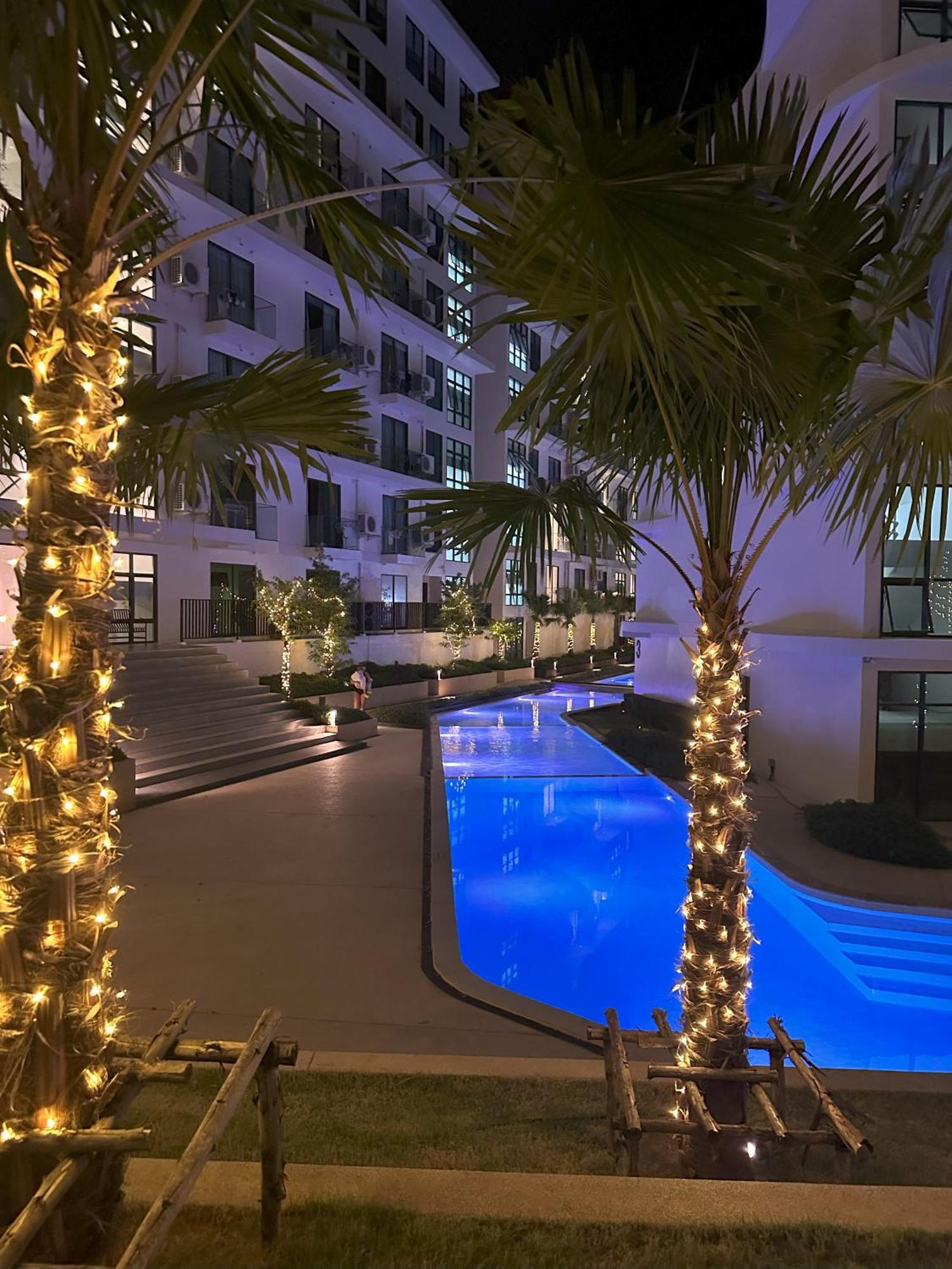 Lavita Naiharn Hotel 5*