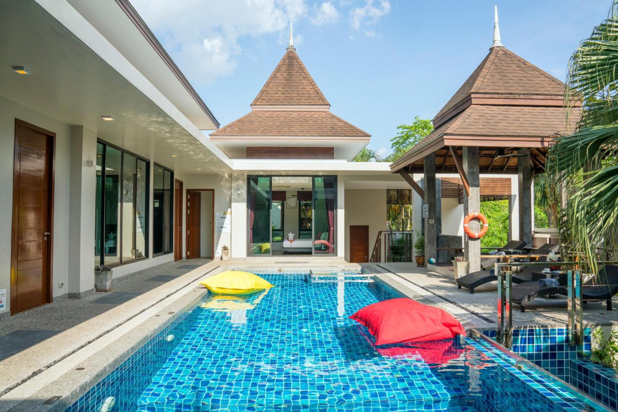 Narintara Private Pool - Free Tuk-tuk Service To The Beach! *