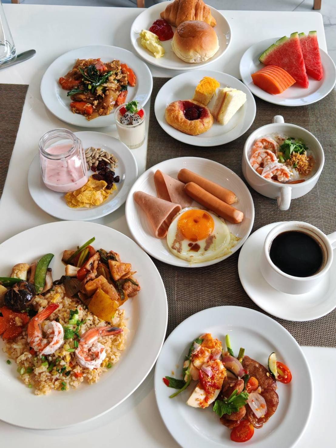Arize Sri Racha Hotel