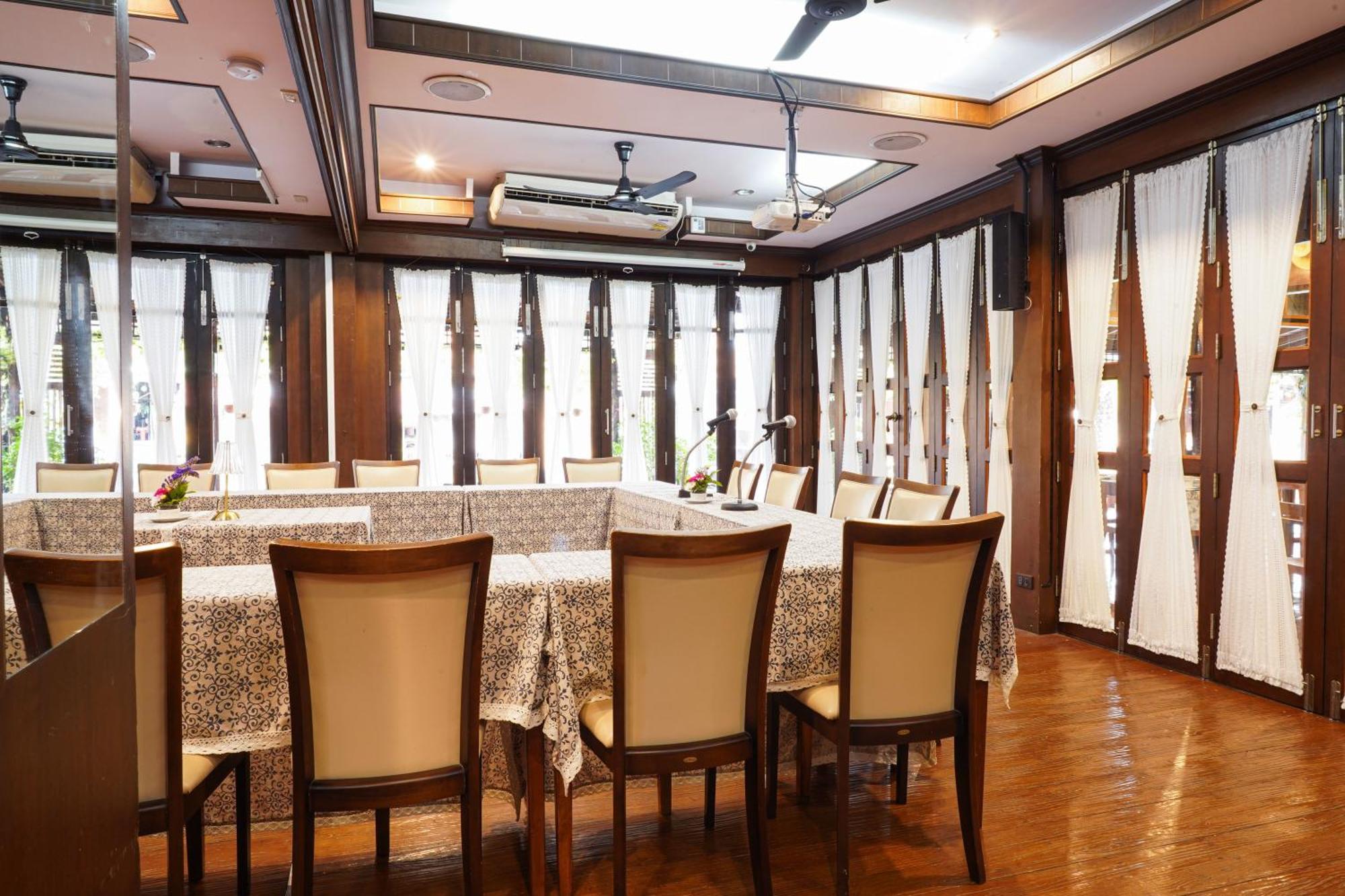 Hotel Thanicha Amphawa Samut Songkhram