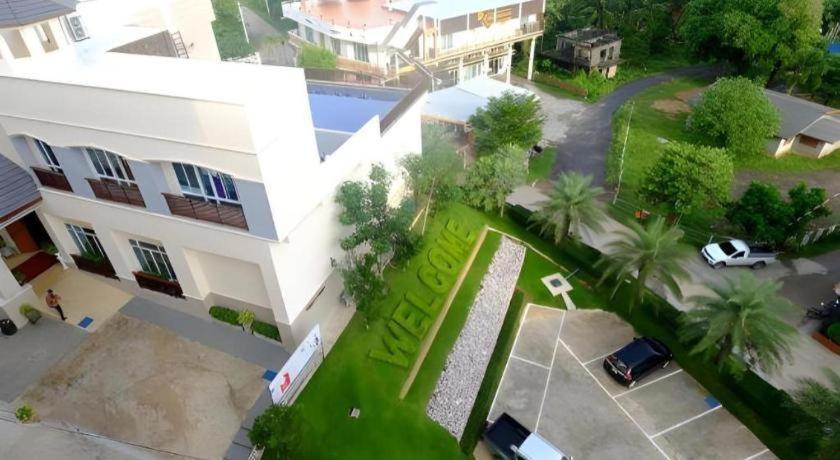 Royal Hill Satun 4*