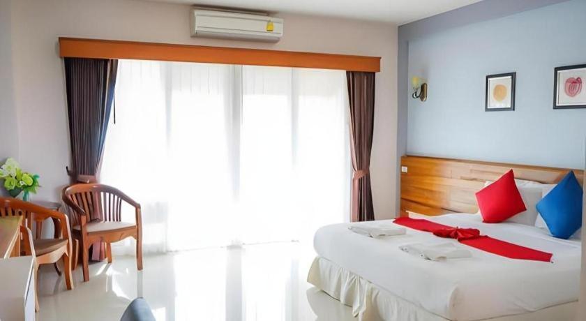 Royal Hill Satun Hotel 4*