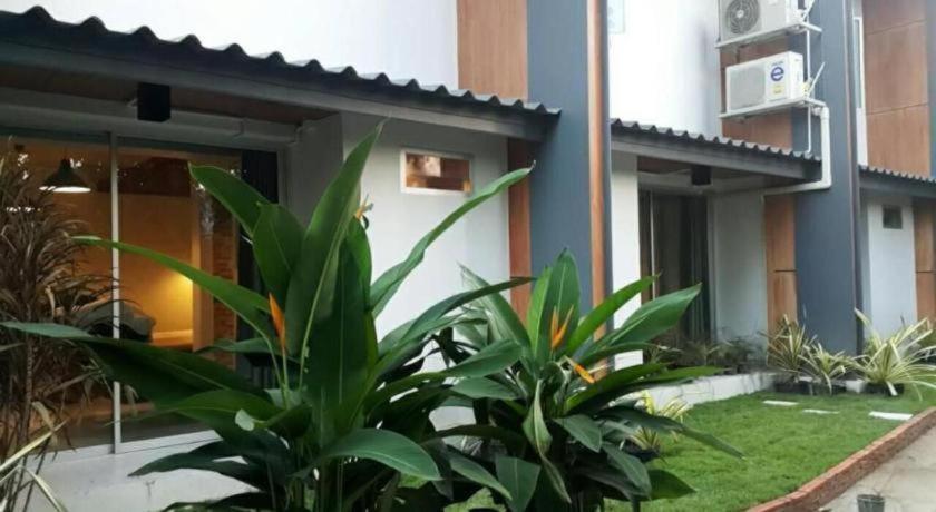 Z2 Boutique Hotel 2*