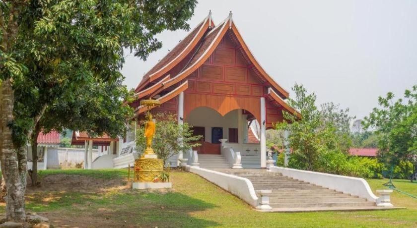Hotel Baan Mai Kon Muang 2*