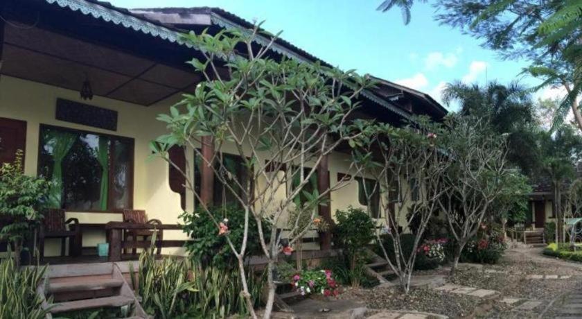 Baan Mai Kon Muang 2*