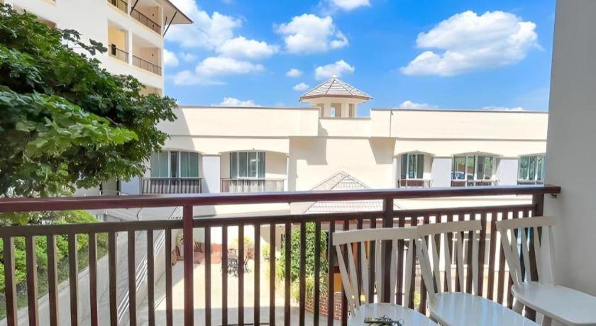 Royal Hill Satun Hotel 4*