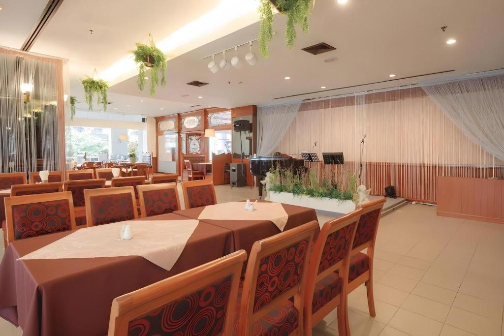 K.p. Grand Hotel 3*