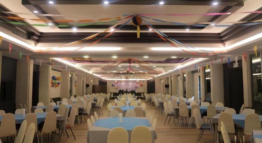 River Kwai Village Hotel 4*