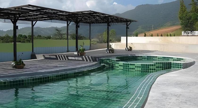 Resort Breeze Hill 3*