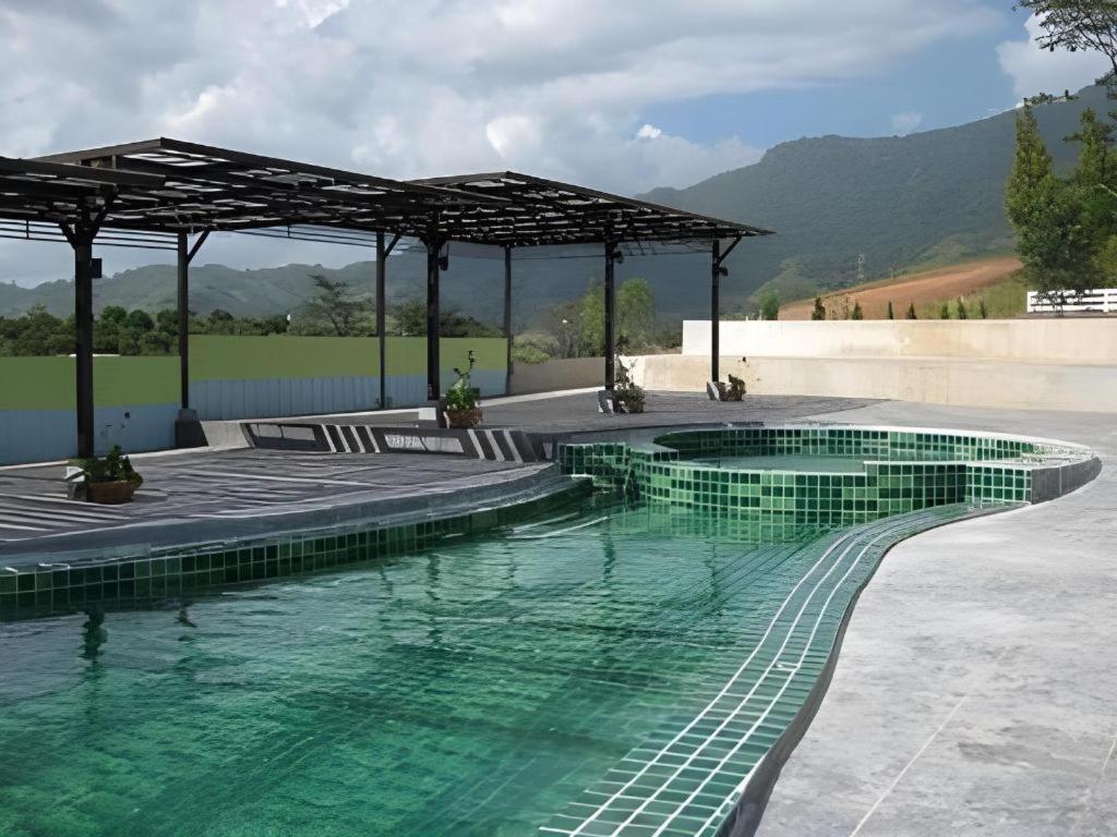 Resort Breeze Hill Khao Kho