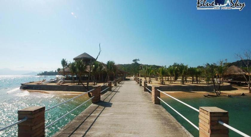 The Blue Sky Resort@ Koh Payam Resort Koh Phayam