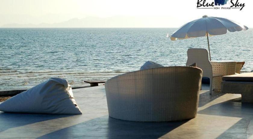 The Blue Sky Resort@ Koh Payam Resort Koh Phayam