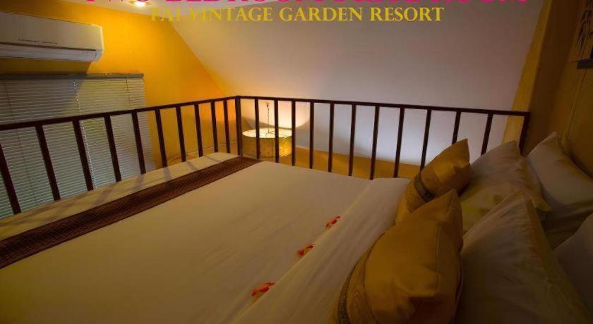 Resort Vintage Garden