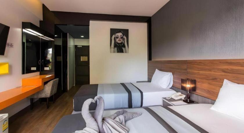 The Loft Seaside Sriracha Hotel 3* Si Racha
