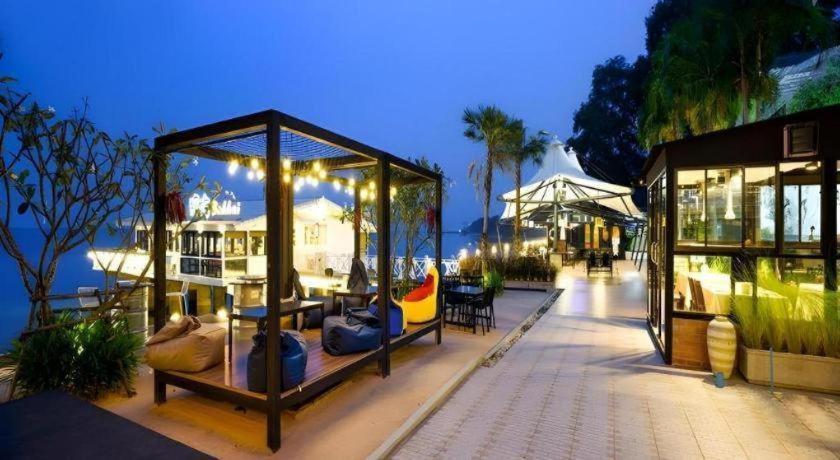 Hotel The Loft Seaside Sriracha Hotel