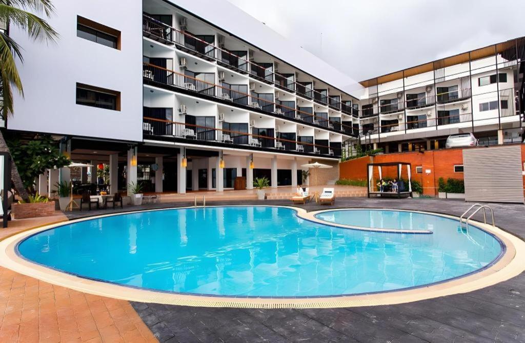 The Loft Seaside Sriracha Hotel Hotel Si Racha
