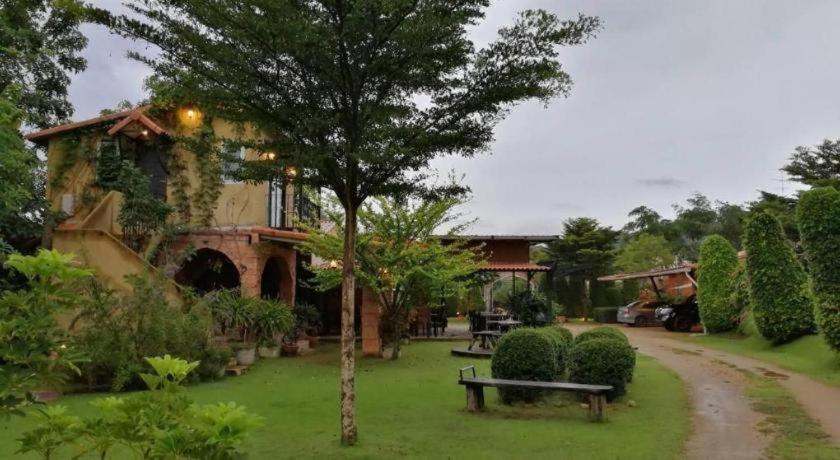 Resort Tuscany Country 3*