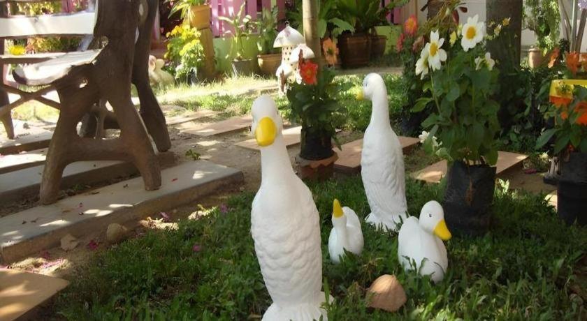 Resort Baan Gon Chompu Suan Phueng