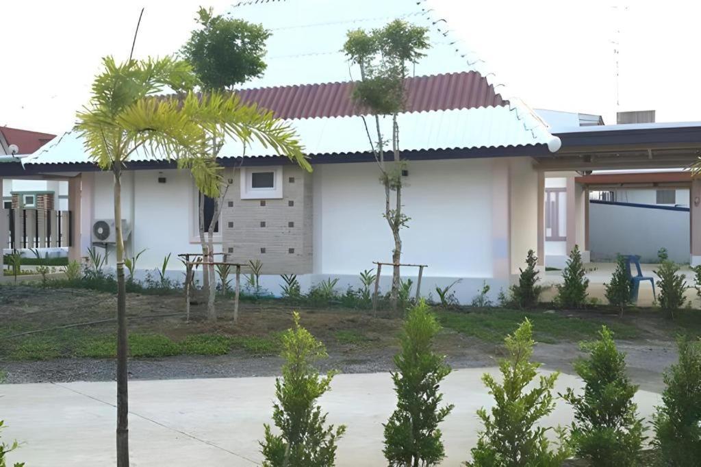 Suanrak Resort 2*