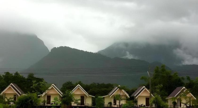 Resort Ban Naam