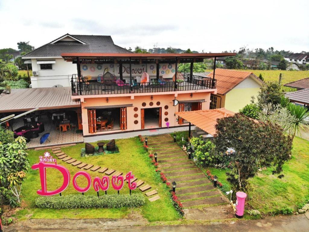 Donut Mae Sai