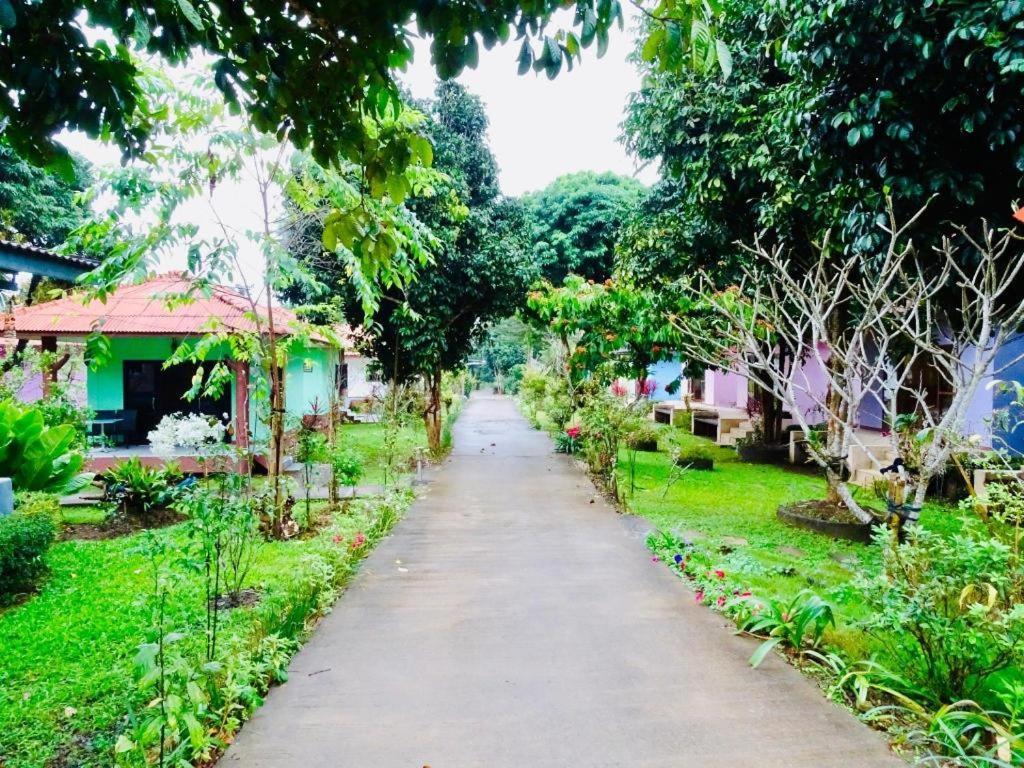 Donut Resort Mae Sai