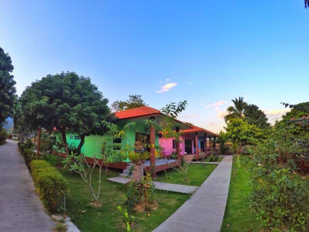 Donut Resort 3*