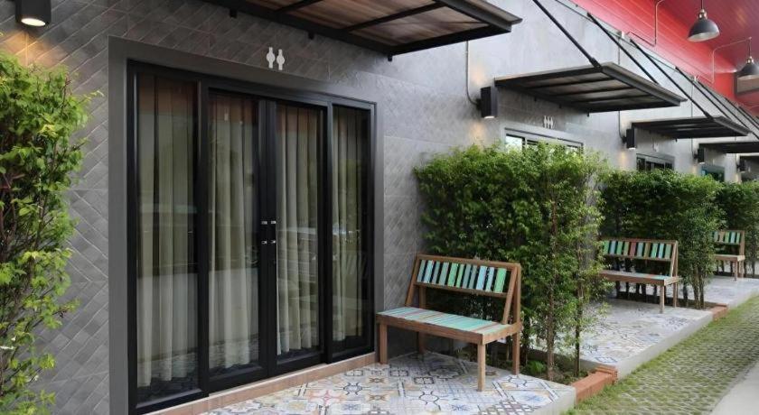 Resort One Beat Vintage&bistro Chonburi