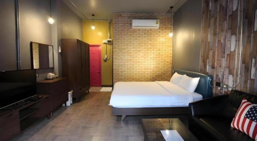 One Beat Vintage&bistro Resort Chonburi