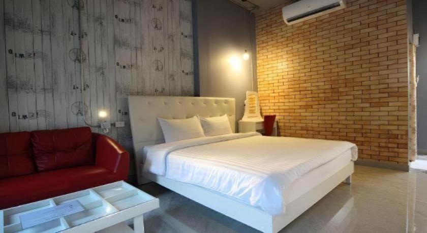 Resort One Beat Vintage&bistro Chonburi