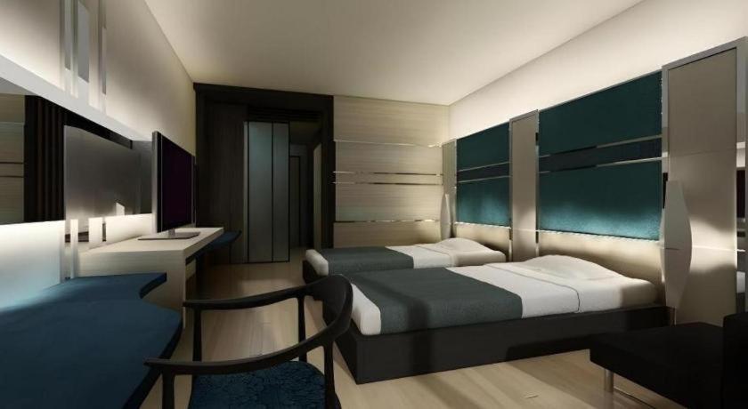 Alvarez 4* Buriram