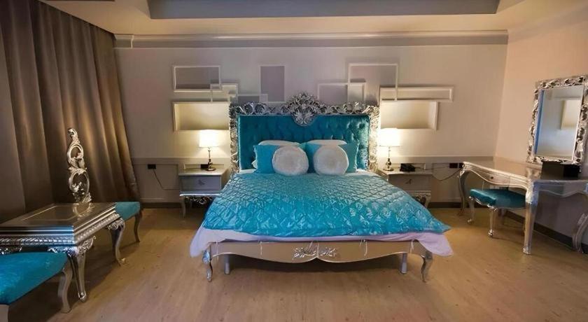 Hotel Alvarez 4*