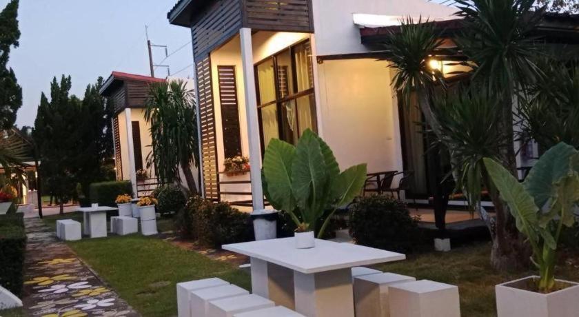 Sweet Garden Home Resort Langu