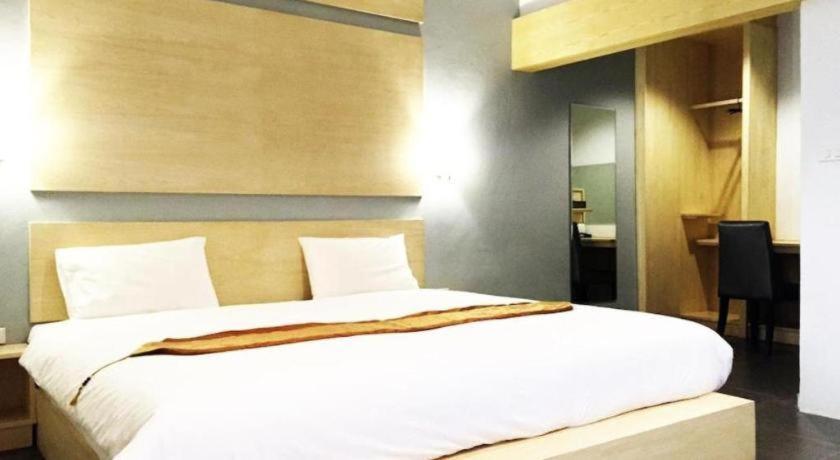 Hotel Nh Elegant 3*
